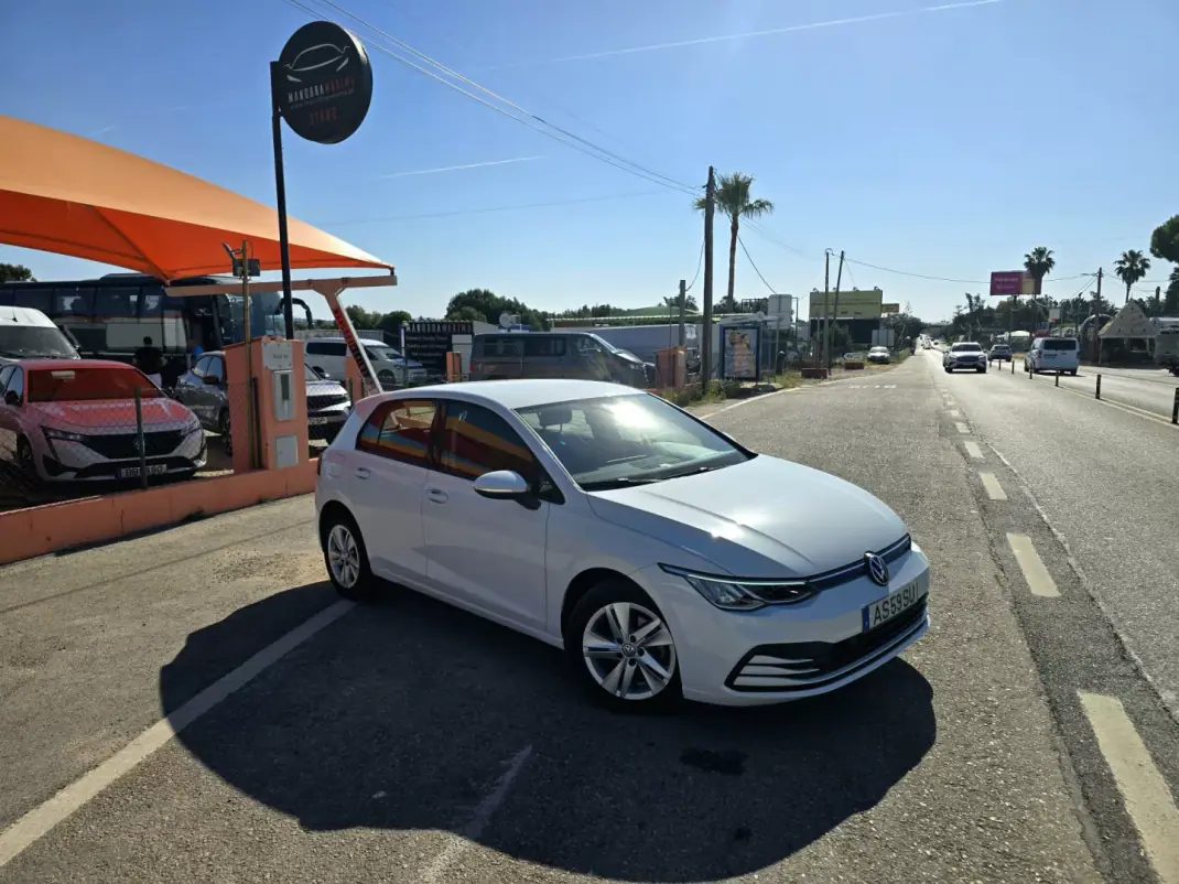Volkswagen Golf 2022 - 20950 EUR, 49524 km - AUTO.MOTO.pt - 49524km - foto 3 de 10