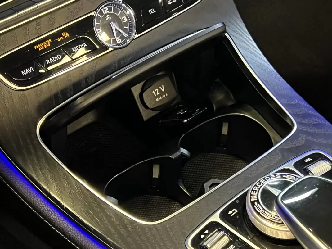 Mercedes-Benz E 220 2018 - 47990 EUR, 95000 km - AUTO.MOTO.pt - 95000km - foto 37 de 47