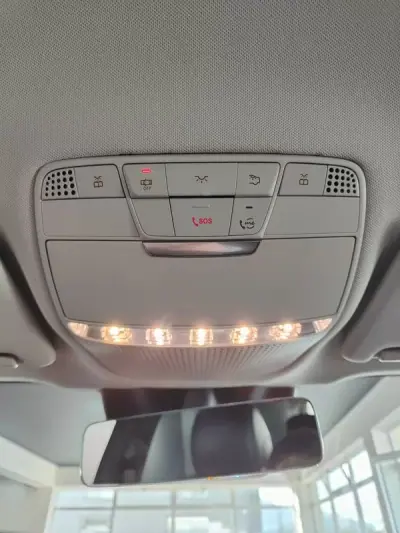 Mercedes-Benz GLC 300 2022 - 41500 EUR, 64500 km - AUTO.MOTO.pt - 64500km - foto 35 de 40