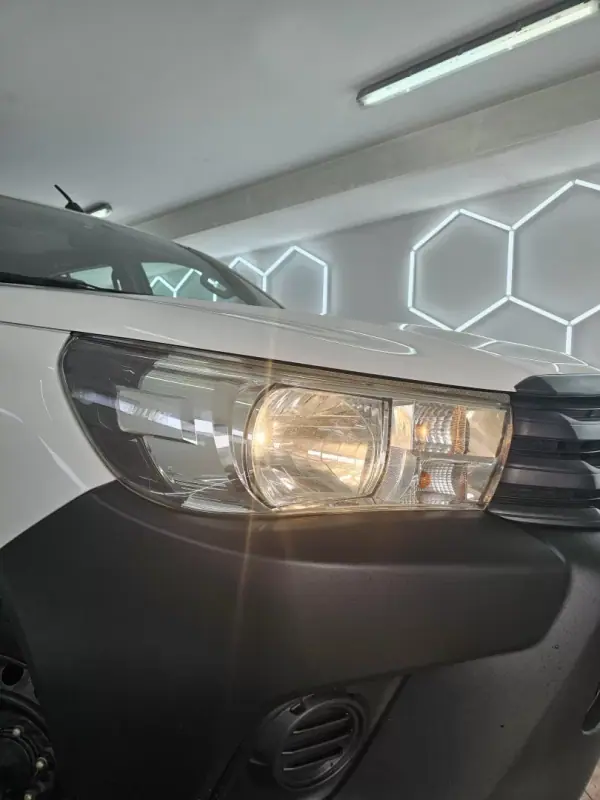 Toyota Hilux 2020 - 27950 EUR, 285523 km - AUTO.MOTO.pt - 285523km - foto 36 de 68