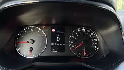 Renault Clio 2023 - 14499 EUR, 111021 km - AUTO.MOTO.pt - 111021km - foto 9 de 28
