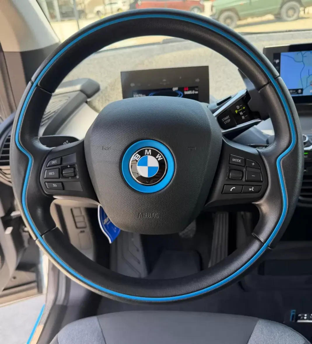 BMW i3 2021 - 28167 EUR, 33600 km - AUTO.MOTO.pt - 33600km - foto 21 de 27