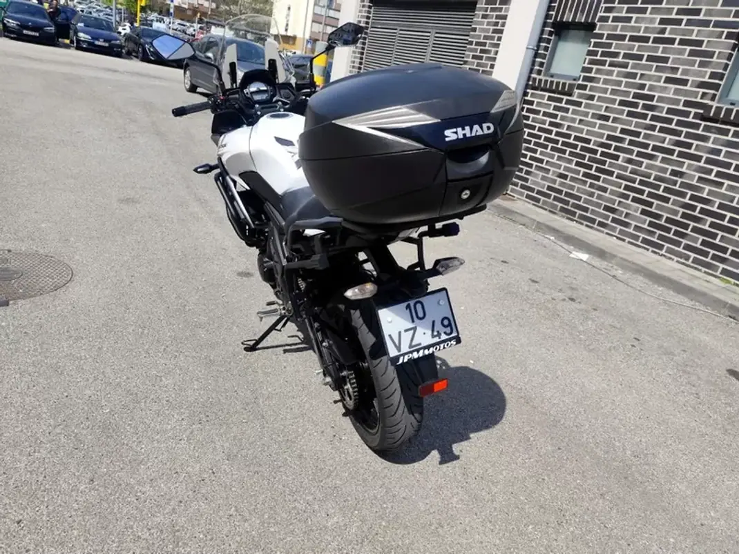 Kawasaki Versys 2019 - 5980 EUR, 70000 km - AUTO.MOTO.pt - 70000km - foto 13 de 24