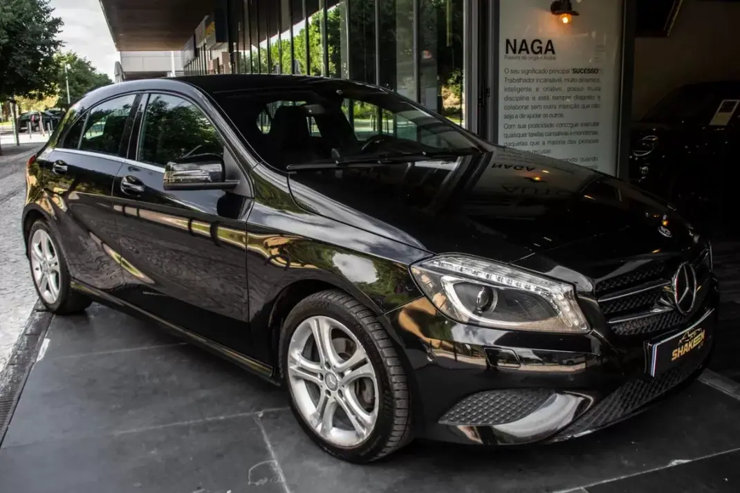 Mercedes-Benz A 180 2015 - 11490 EUR, 217196 km - 217196km - foto 6 de 35