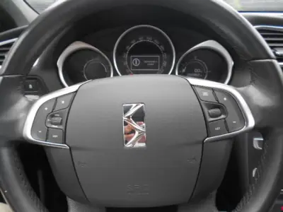 DS DS3 2017 - 16500 EUR, 56952 km - 56952km - foto 11 de 12
