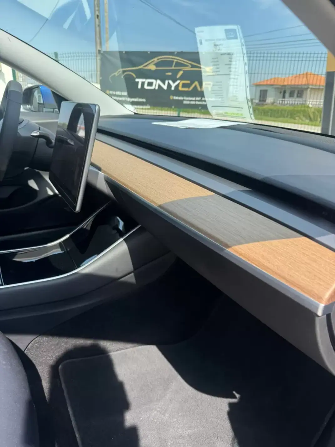 Tesla Model 3 2019 - 25030 EUR, 171000 km - AUTO.MOTO.pt - 171000km - foto 14 de 22