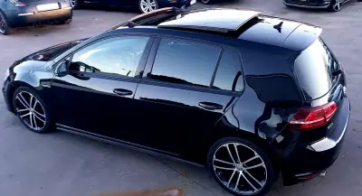 Volkswagen Golf 2014 - 18900 EUR, 168243 km - AUTO.MOTO.pt - 168243km - foto 9 de 13