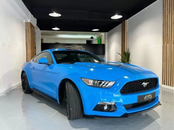 Ford Mustang 2017 - 45900 EUR, 24000 km - AUTO.MOTO.pt - 24000km - foto 5 de 12