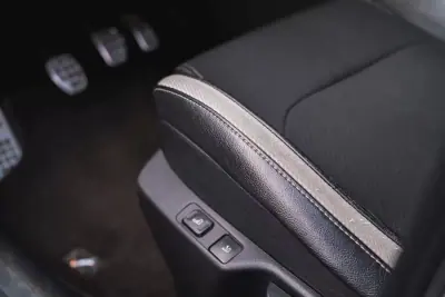 Citroën DS4 2012 - 8900 EUR, 204700 km - AUTO.MOTO.pt - 204700km - foto 12 de 23