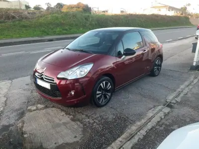 Citroën DS3 2010 - 8900 EUR, 175200 km - AUTO.MOTO.pt - 175200km - foto 35 de 47