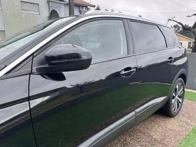 Peugeot 5008 2018 - 14900 EUR, 140000 km - AUTO.MOTO.pt - 140000km - foto 21 de 52