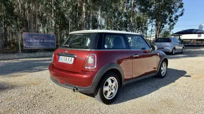 MINI Cooper 2008 - 8200 EUR, 230000 km - 230000km - foto 3 de 18