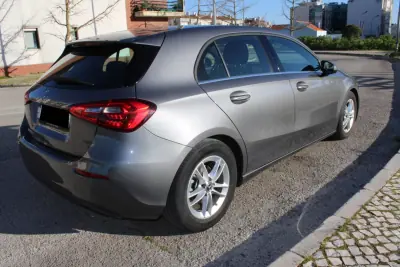Mercedes-Benz A 180 2019 - 25900 EUR, 73000 km - 73000km - foto 9 de 47