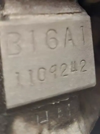 Honda CRX 1992 - 16990 EUR, 114000 km - AUTO.MOTO.pt - 114000km - foto 26 de 32