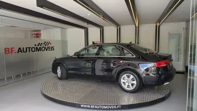 Audi A4 2008 - 9750 EUR, 235508 km - AUTO.MOTO.pt - 235508km - foto 14 de 51