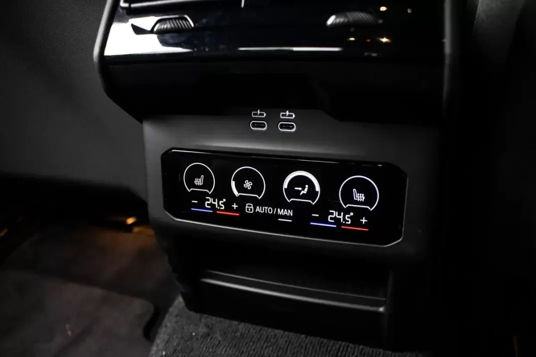 BMW i5 2023 - 74990 EUR, 17145 km - AUTO.MOTO.pt - 17145km - foto 45 de 60