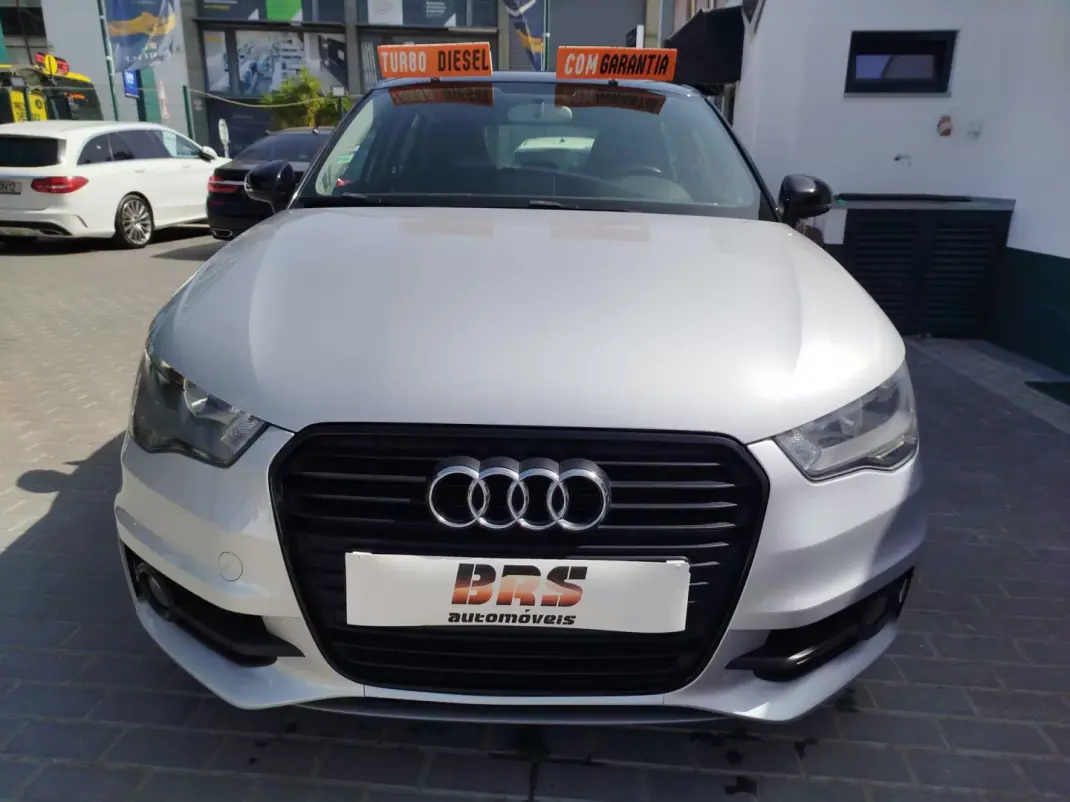Audi A1 Sportback 2013 - 13750 EUR, 119213 km - AUTO.MOTO.pt - 119213km - foto 1 de 18