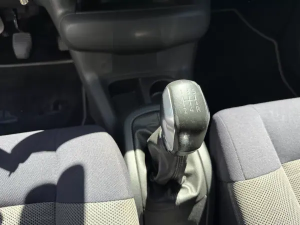 Citroën C4 Cactus 2017 - 8500 EUR, 201000 km - AUTO.MOTO.pt - 201000km - foto 11 de 17