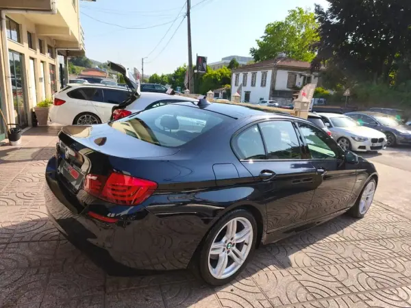 BMW 525 2014 - 21500 EUR, 183000 km - AUTO.MOTO.pt - 183000km - foto 6 de 37