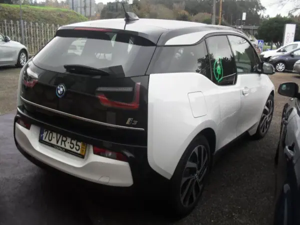 BMW i3 2018 - 17580 EUR, 93200 km - AUTO.MOTO.pt - 93200km - foto 26 de 28