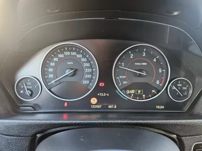 BMW 418 Gran Coupé 2021 - 29500 EUR, 120000 km - AUTO.MOTO.pt - 120000km - foto 33 de 92