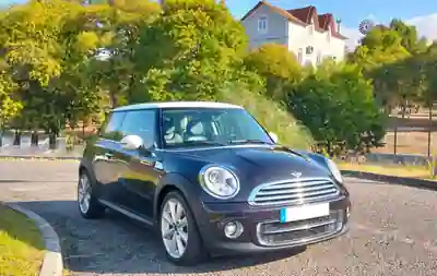 MINI Cooper 2013 - 9500 EUR, 187994 km - AUTO.MOTO.pt - 187994km - foto 6 de 15