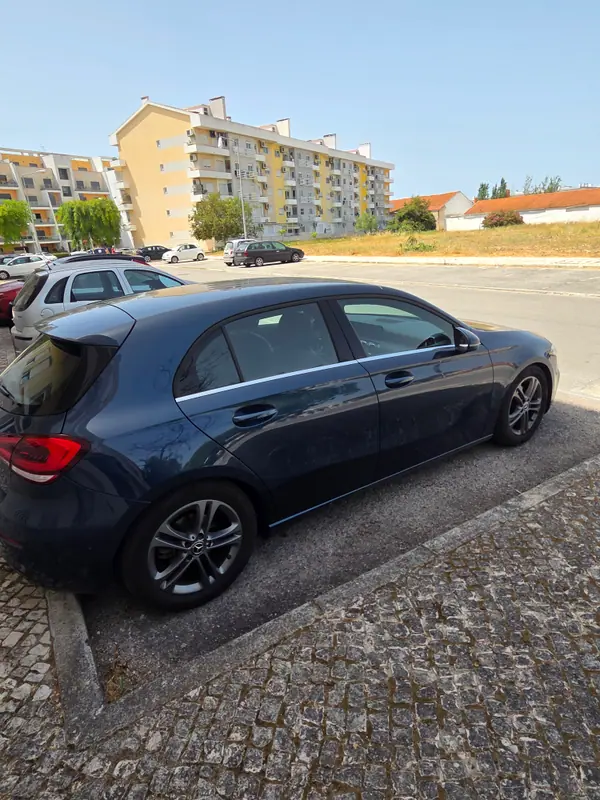 Mercedes-Benz A 160 2020 - 21000 EUR, 70000 km - AUTO.MOTO.pt - 70000km - foto 4 de 7