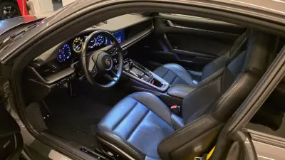 Porsche 992 2021 - 159500 EUR, 69488 km - AUTO.MOTO.pt - 69488km - foto 40 de 58