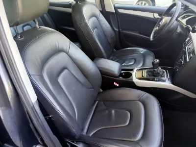Audi A4 Avant 2010 - 10980 EUR, 243000 km - 243000km - foto 6 de 33