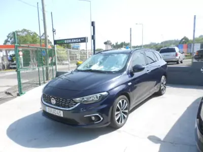 Fiat Tipo 2018 - 13500 EUR, 106069 km - AUTO.MOTO.pt - 106069km - foto 10 de 12