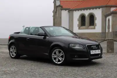 Audi A3 Cabrio 2009 - 11990 EUR, 180000 km - AUTO.MOTO.pt - 180000km - foto 33 de 42