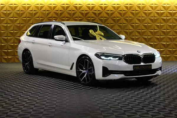 BMW 520 2023 - 27900 EUR, 148000 km - AUTO.MOTO.pt - 148000km - foto 5 de 31