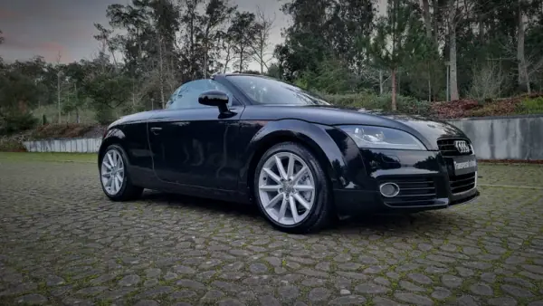 Audi TT Roadster 2011 - 19500 EUR, 52000 km - AUTO.MOTO.pt - 52000km - foto 18 de 20
