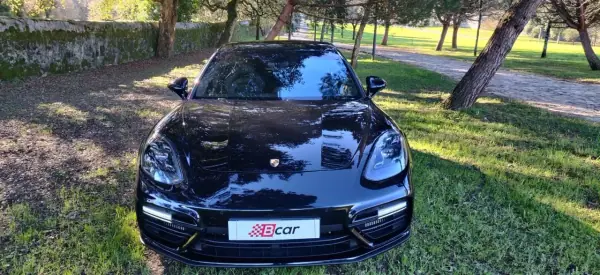 Porsche Panamera 2017 - 76490 EUR, 62500 km - AUTO.MOTO.pt - 62500km - foto 5 de 49