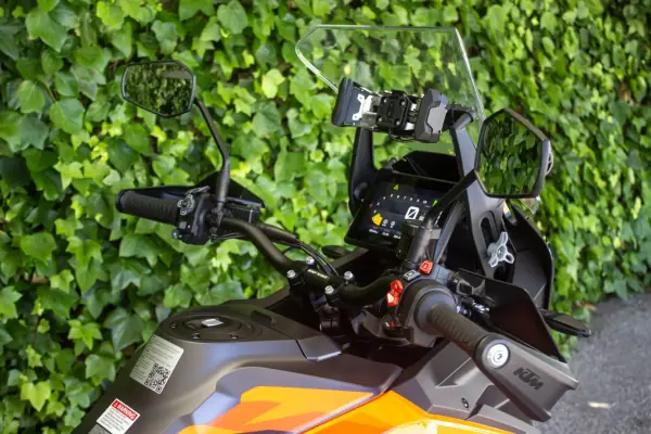 KTM 1290 Super Adventure 2023 - 17990 EUR, 16000 km - AUTO.MOTO.pt - 16000km - foto 7 de 11