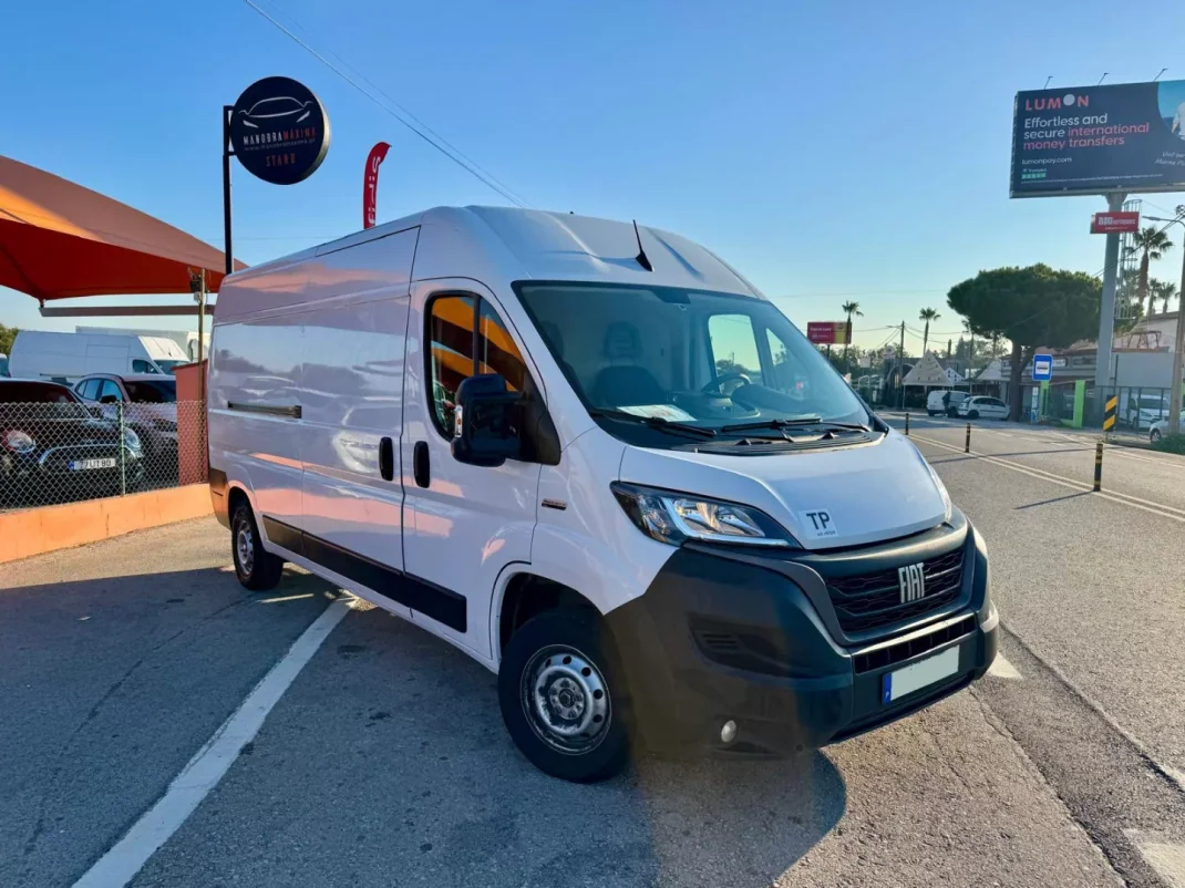 Fiat Ducato 33 MH2 2.2 Mjet 140cv 2022 - 22950 EUR, 126700 km - AUTO.MOTO.pt - 126700km - foto 3 de 10