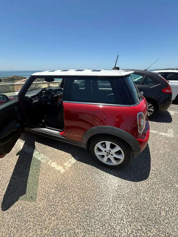 MINI One 2009 - 5500 EUR, 118000 km - AUTO.MOTO.pt - 118000km - foto 13 de 14