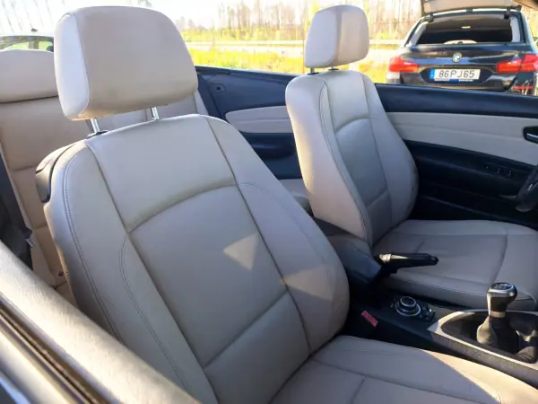 BMW 118 2014 - 13990 EUR, 229511 km - AUTO.MOTO.pt - 229511km - foto 22 de 28