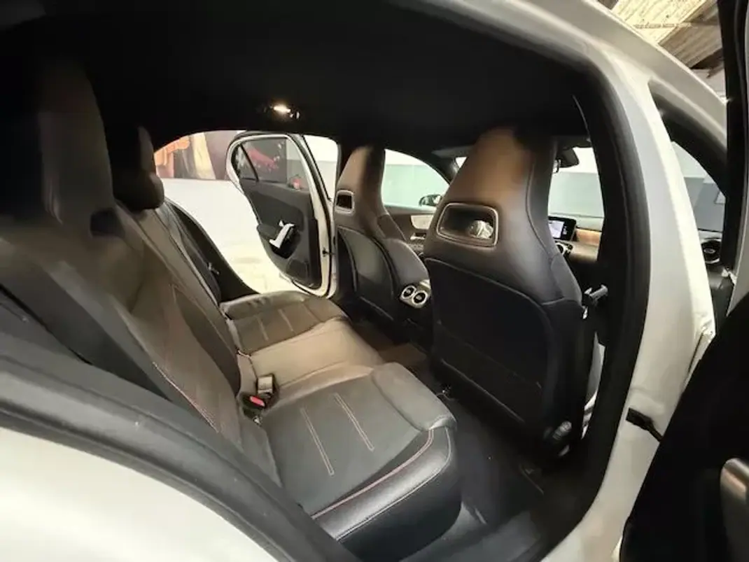 Mercedes-Benz A 160 2021 - 25900 EUR, 97000 km - AUTO.MOTO.pt - 97000km - foto 9 de 13