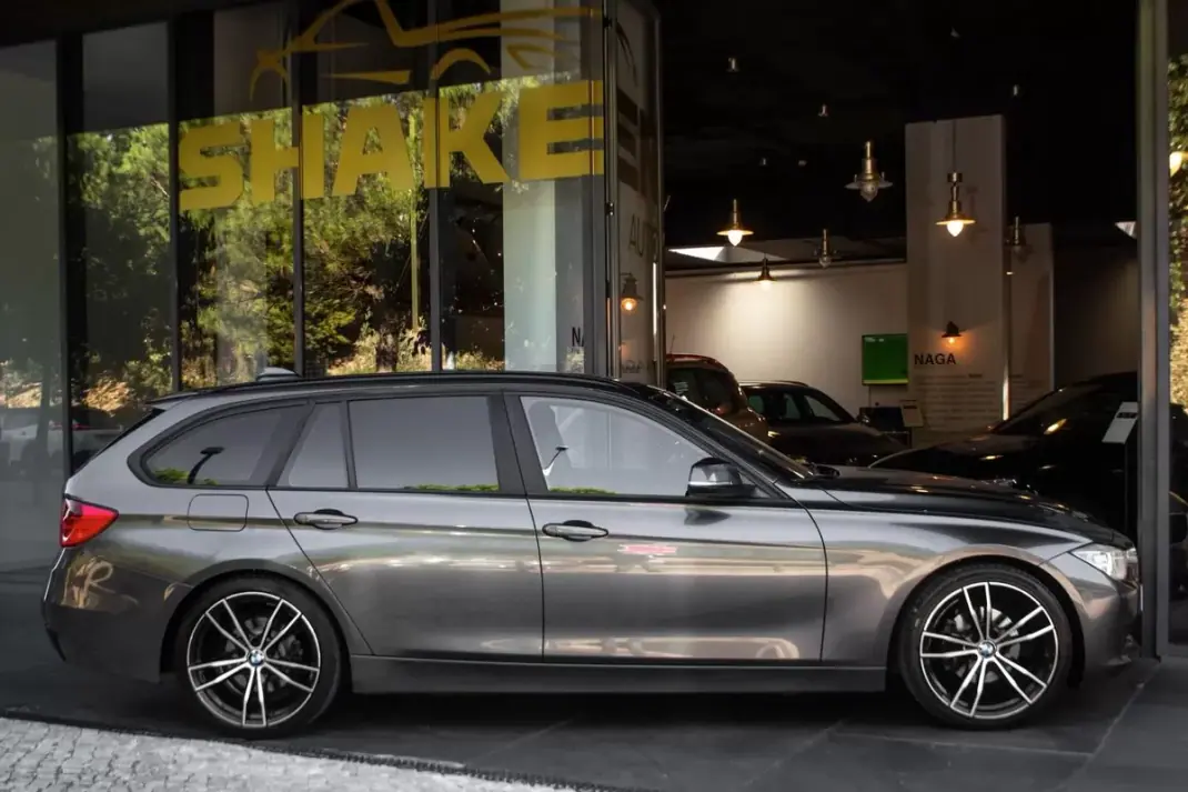 BMW 320 2014 - 11890 EUR, 285600 km - 285600km - foto 5 de 38