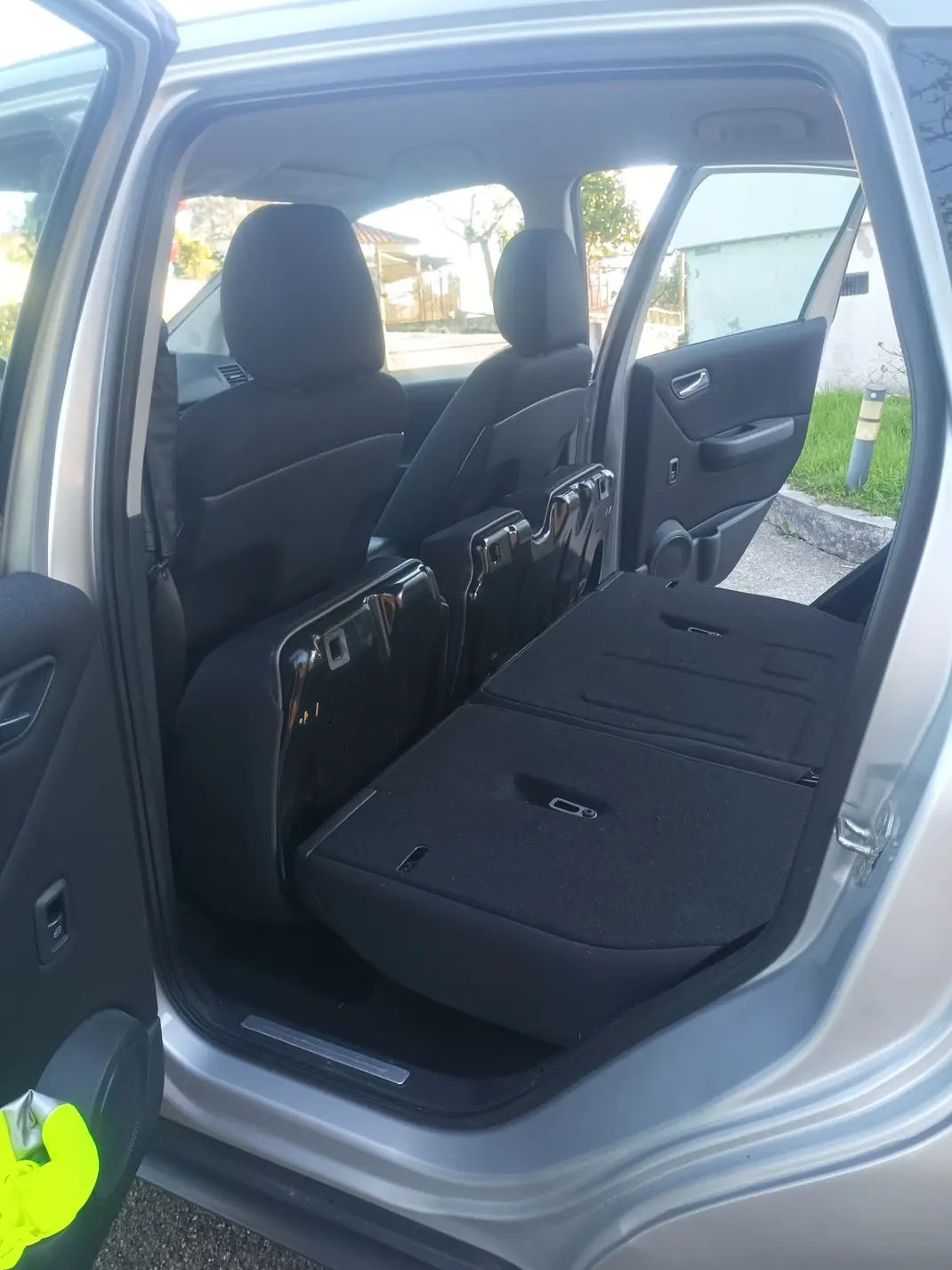 Mercedes-Benz A 180 2005 - 5490 EUR, 257000 km - AUTO.MOTO.pt - 257000km - foto 6 de 10