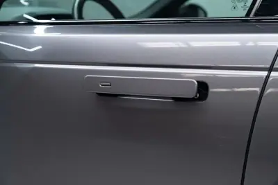 Land Rover Range Rover Velar 2025 - 55950 EUR, 51000 km - AUTO.MOTO.pt - 51000km - foto 17 de 60