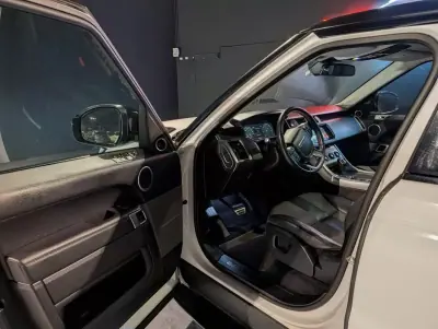 Land Rover Range Rover Sport 2018 - 47900 EUR, 107438 km - AUTO.MOTO.pt - 107438km - foto 9 de 17