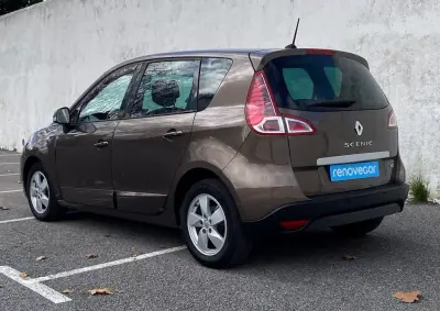 Renault Scénic 2010 - 7240 EUR, 176000 km - AUTO.MOTO.pt - 176000km - foto 2 de 19