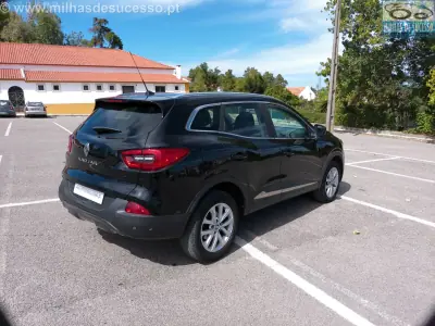 Renault Kadjar 2018 - 13850 EUR, 104000 km - 104000km - foto 5 de 19