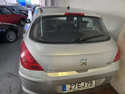 Peugeot 308 2007 - 3500 EUR, 204000 km - foto 5 de 22