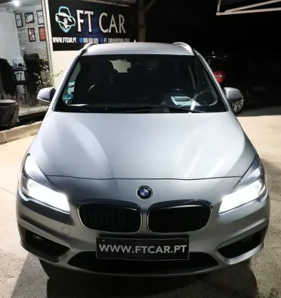 BMW 218 Active Tourer 2014 - 15990 EUR, 215870 km - AUTO.MOTO.pt - 215870km - foto 2 de 33