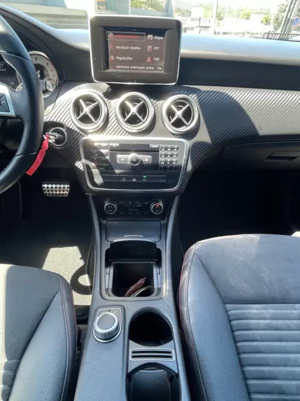Mercedes-Benz A 180 2014 - 14900 EUR, 190000 km - AUTO.MOTO.pt - 190000km - foto 11 de 13