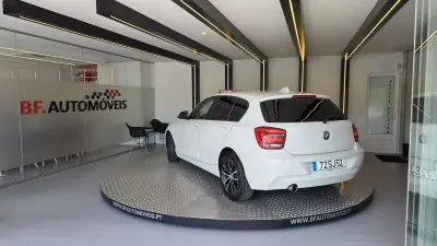 BMW 114 2013 - 9500 EUR, 212463 km - AUTO.MOTO.pt - 212463km - foto 3 de 45