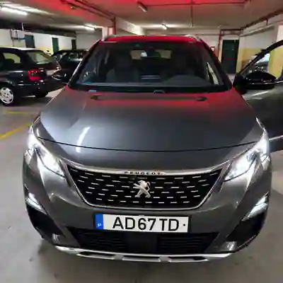 Peugeot 3008 2017 - 16300 EUR, 185179 km - 185179km - foto 1 de 15